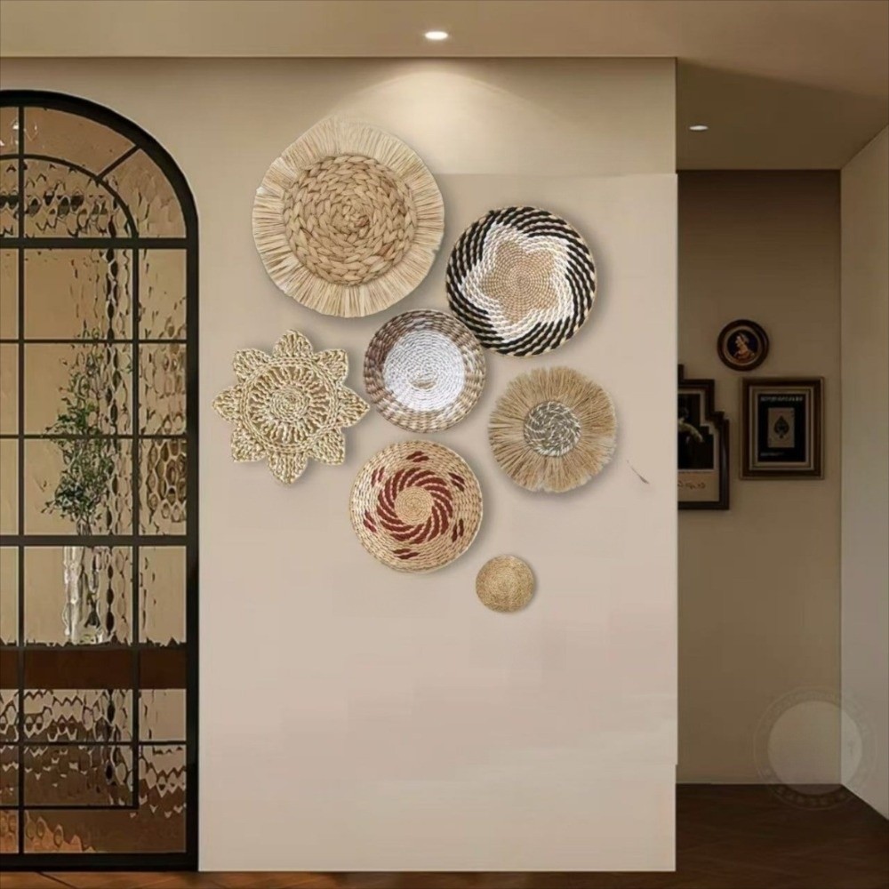 Woven Wall Basket - Okrągła dekoracja ścienna z plecionki słomkowej