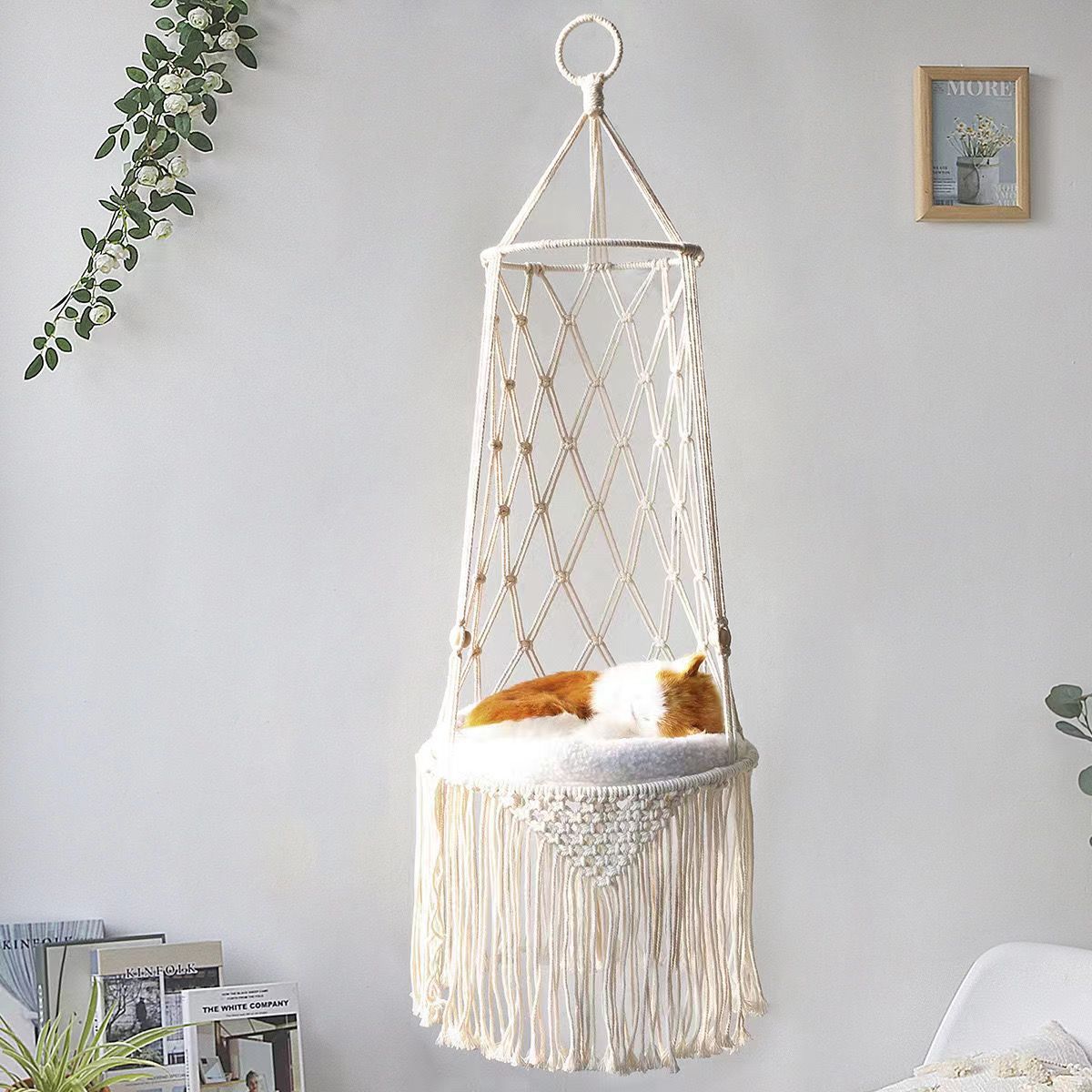 Woven Wall Basket - Zimowy fotel dla kota do okna,